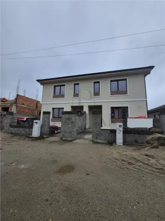 Casă 4 camere Ghiroda - poza 1