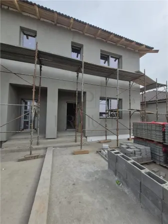 Casă 4 camere Ghiroda - poza 2