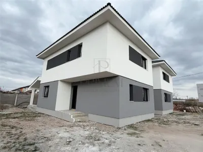 Duplex individual - 5 camere - asfalt - foto 1