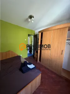 Apartament 2 camere cf 2 semidecomandat zona Micro 14 - foto 4