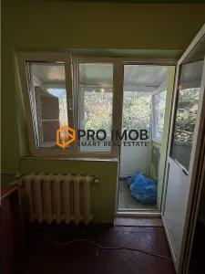 Apartament 2 camere cf 2 semidecomandat zona Micro 14 - foto 7