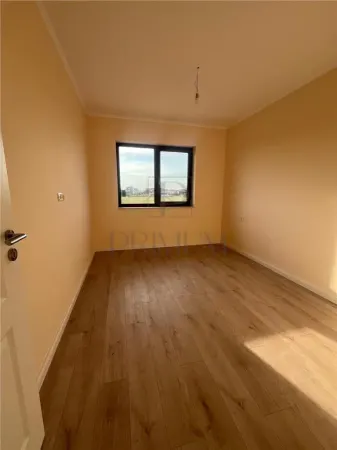 Casă 5 camere Dumbrăvița - poza 10