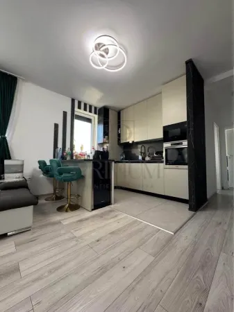 Apartament 3 camere Dumbrăvița - poza 1