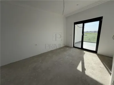 Apartament 3 camere - bucatarie separata - curte proprie - foto 5