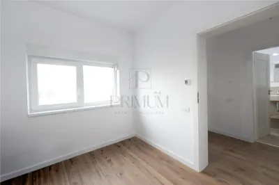 Casă 4 camere Moșnița Veche - poza 4