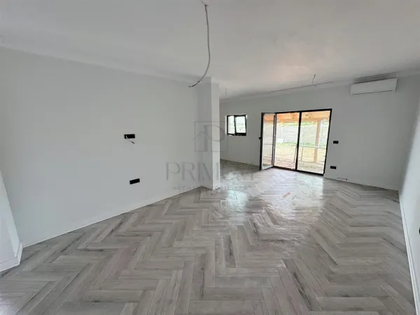 Casă 3 camere Moșnița Nouă - poza 2