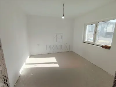 Duplex despartit - zona foarte buna - aproape de centura - toate utilitatile - foto 15