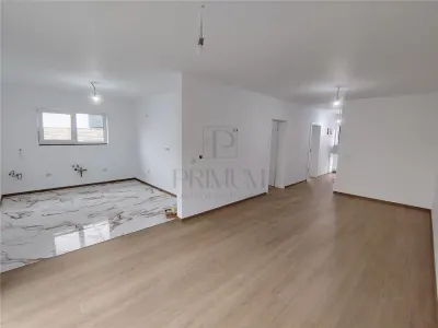 Duplex despartit - zona foarte buna - aproape de centura - toate utilitatile - foto 6