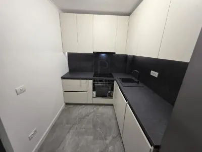 SAGULUI, CASA 4 CAMERE, IMPARTITA IN APARTAMENTE CU TEREN GENEROS - foto 8