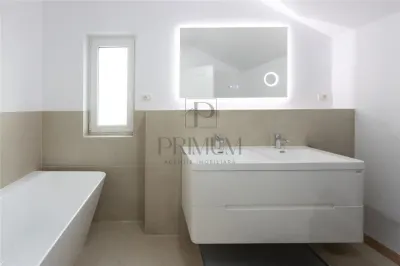 Duplex separat prin casa scarii - design modern - zona excelenta - foto 3