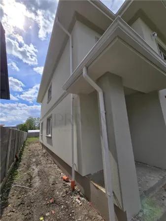 Casă 4 camere Moșnița Veche - poza 13