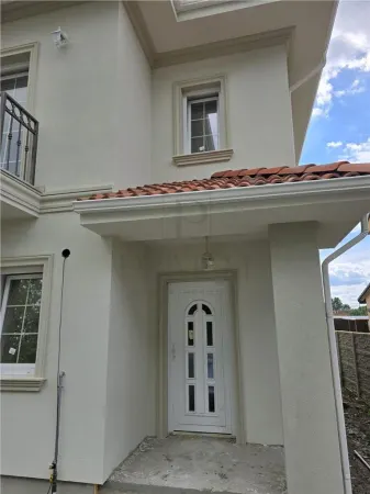 Casă 4 camere Moșnița Veche - poza 5