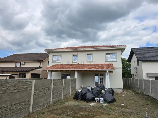 Casă 4 camere Moșnița Veche - poza 7