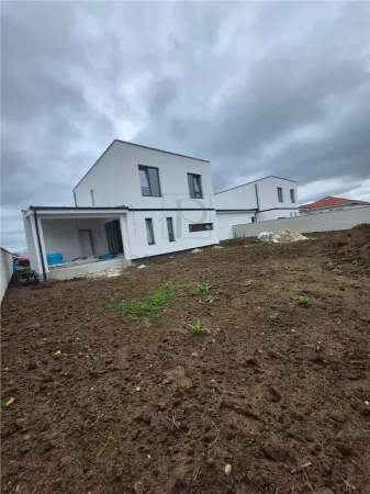 Casă 5 camere Moșnița Nouă - poza 6