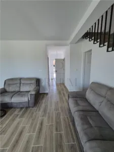 DUPLEX 4 CAMERE - DORMITOR LA PARTER - BUCATARIE INCHISA - foto 4