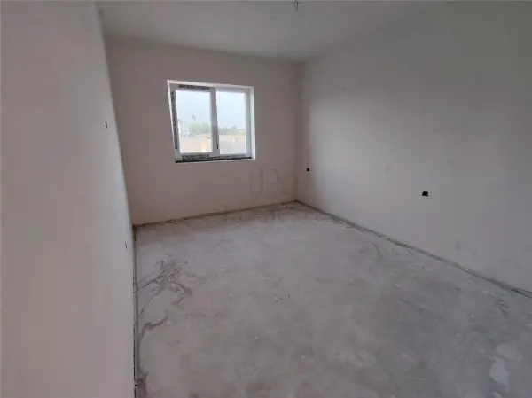 Casă 4 camere Moșnița Veche - poza 6