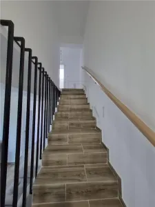 DUPLEX 4 CAMERE - DORMITOR LA PARTER - BUCATARIE INCHISA - foto 7