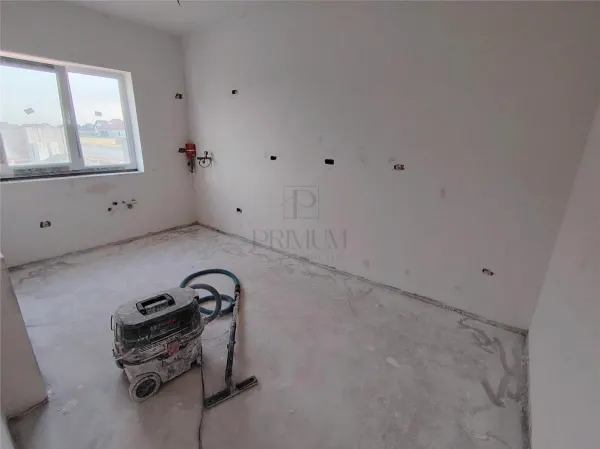 Casă 4 camere Moșnița Veche - poza 8