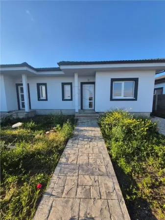 Casă 3 camere Moșnița Nouă - poza 3