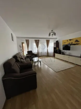 Casă 5 camere Sânmihaiu Român - poza 6