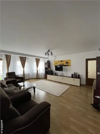 Casă 5 camere Sânmihaiu Român - poza 8