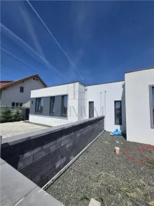 DUPLEX DESPARTIT PRIN DRESSING  - PARTER - LA CHEIE - foto 2