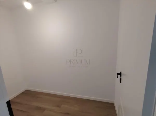 Casă 4 camere Moșnița Nouă - poza 9