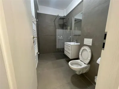 BRAYTIM - 1 CAMERA - MOBILAT COMPLET - ZONA EXCELENTA - PARCARE INCLUSA - foto 7