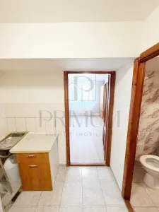 BUZIASULUI - 1CAMERA - RENOVATA - ETAJ INTERMEDIAR - PRETABIL INVESTITII - foto 4