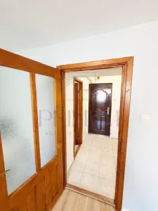 BUZIASULUI - 1CAMERA - RENOVATA - ETAJ INTERMEDIAR - PRETABIL INVESTITII - foto 5