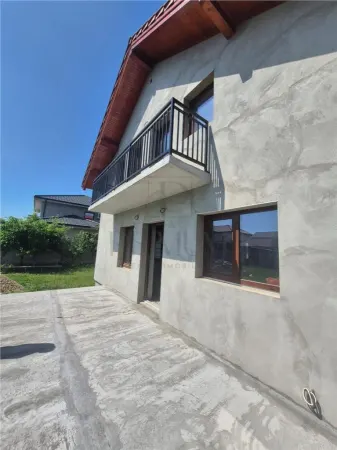 Casă 5 camere Moșnița Nouă - poza 1