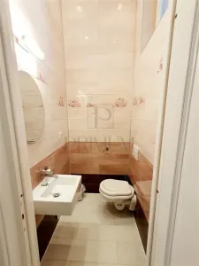 BAILE NEPTUN - RENOVAT LUX - 3 CAMERE - 2 BAI - INCALZIRE PARDOSEALA - CLIMA - CLADIRE ISTORICA - foto 12