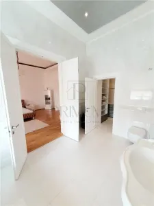 NEPTUN - 3 CAMERE - SPATIOAS - INALT - RENOVAT - 2 BAI - VILA ISTORICA - ZONA SUPERBA - foto 12