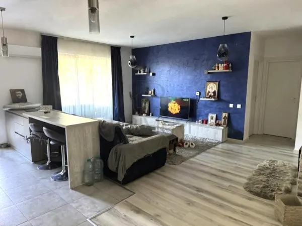 Apartament 3 camere Dumbrăvița - poza 2