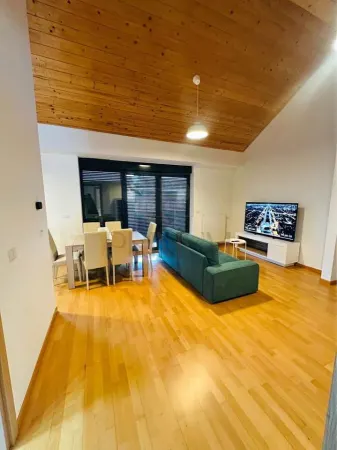 Apartament 3 camere Dumbrăvița - poza 2