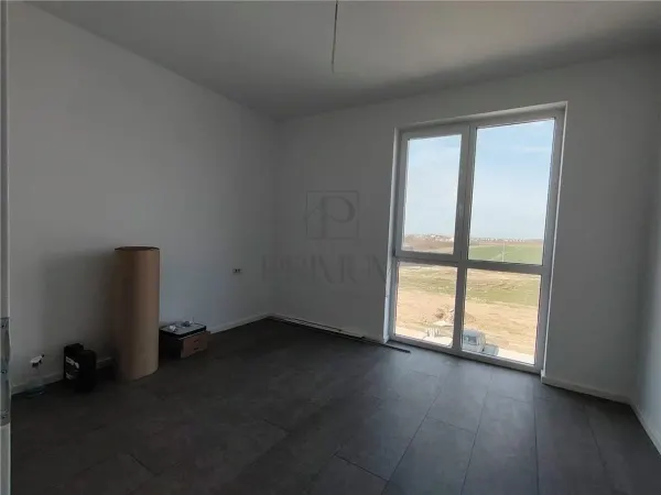 Casă 2 camere Moșnița Nouă - poza 6