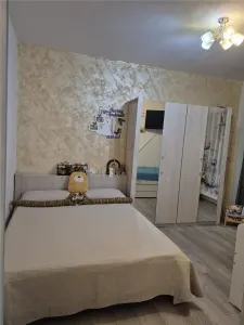 GIROC - 2 CAMERE - PARTER - PARCARE INCLUSA - ZONA BUNA - foto 3