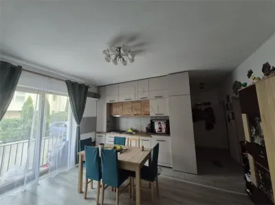 GIROC - 2 CAMERE - PARTER - PARCARE INCLUSA - ZONA BUNA - foto 5