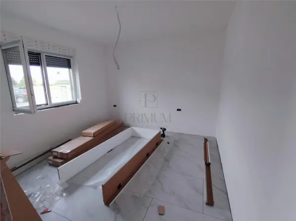 Casă 4 camere Moșnița Veche - poza 5