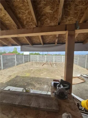 Casă 4 camere Moșnița Nouă - poza 14