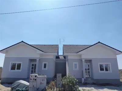 Casă 3 camere Moșnița Nouă - poza 2