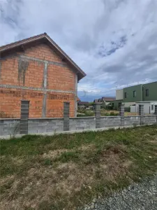 CASA INDIVIDUALA LA ROSU - ZONA EXCELENTA URSENI - ASFALT - TOATE UTILITATILE - foto 5