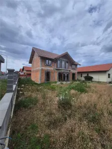 CASA INDIVIDUALA LA ROSU - ZONA EXCELENTA URSENI - ASFALT - TOATE UTILITATILE - foto 6