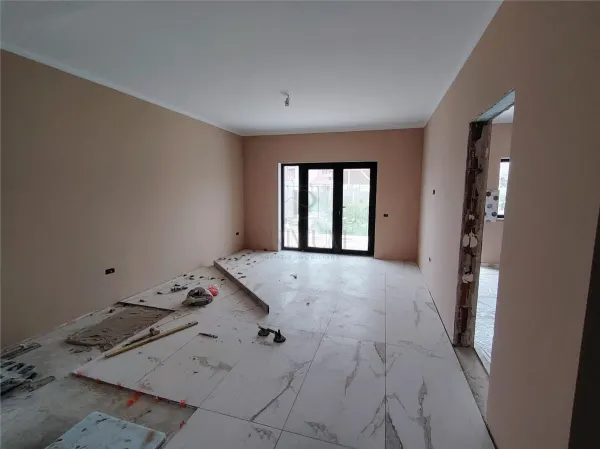 Casă 5 camere Moșnița Nouă - poza 2