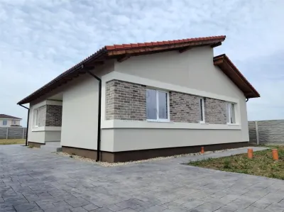 Casa individuala - ocupabila imediat - 4 camere - foto 2