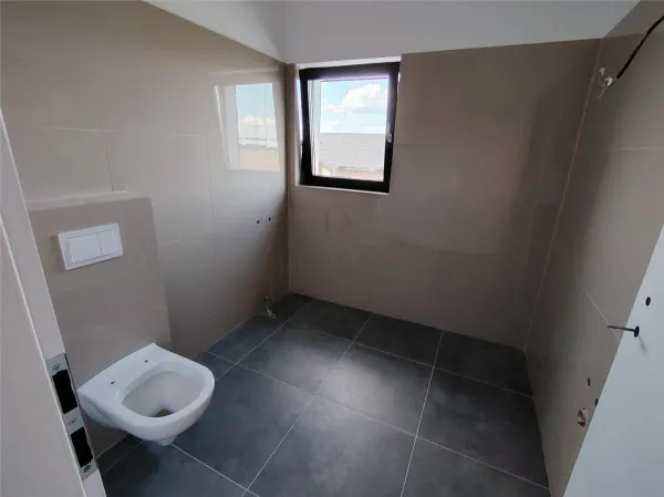 Casă 5 camere Moșnița Nouă - poza 11
