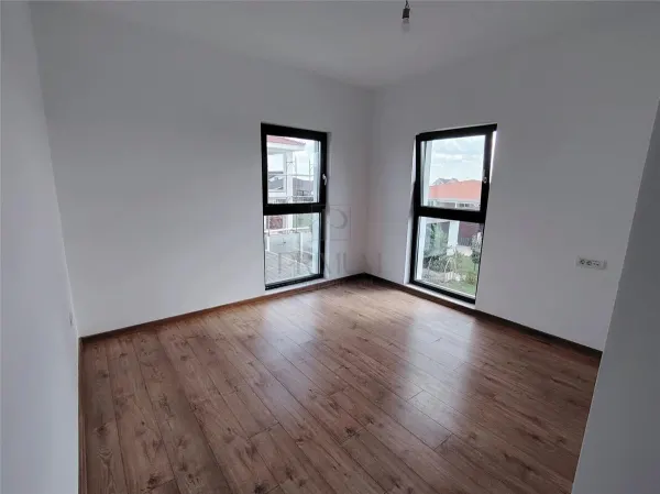 Casă 5 camere Moșnița Nouă - poza 7