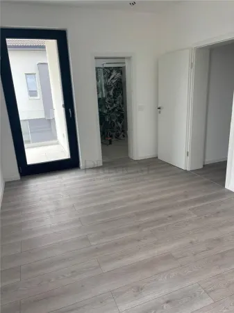 Casă 4 camere Moșnița Nouă - poza 4