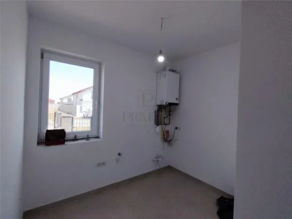 Casă 4 camere Moșnița Nouă - poza 4