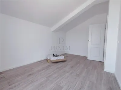 DUPLEX SPATIOS - ZONA CENTRALA - BALCON - foto 8